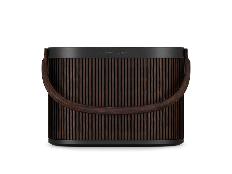 علامة BanG & Olufsen تطلق مكبّر الصوت beosound a5 المستوحة من الماضي والمُصمّم للمستقبل